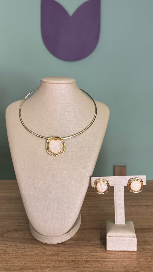 CONJUNTO CHOKER ARO E BRINCO ORGÂNICO RESINADO